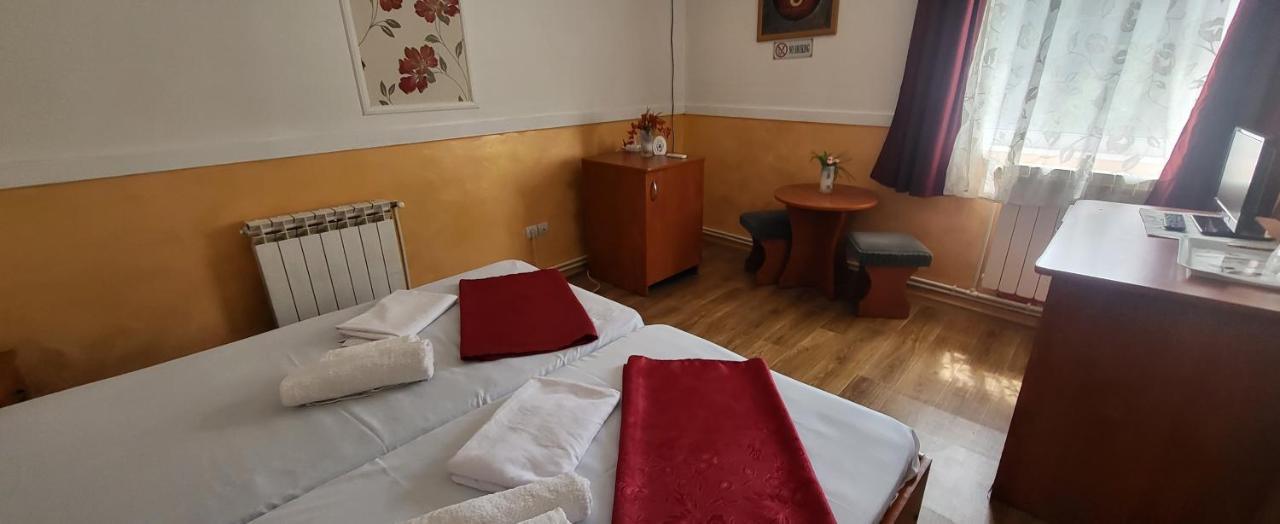 Pensiune Restaurant Arconi Năvodari Eksteriør billede