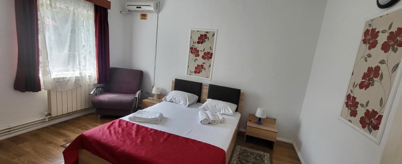 Pensiune Restaurant Arconi Năvodari Eksteriør billede