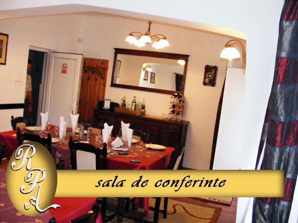 Pensiune Restaurant Arconi Năvodari Eksteriør billede